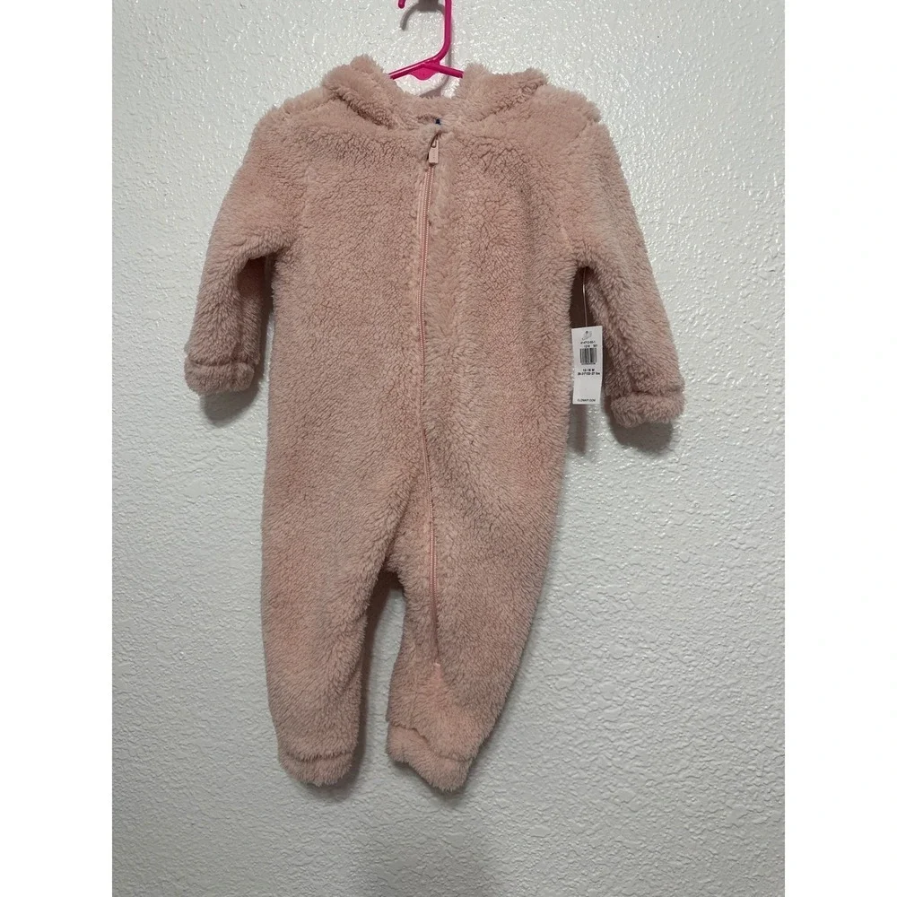 NWT Old Navy Baby Girls Pink Fuzzy Bear Hood Footie 12-18M